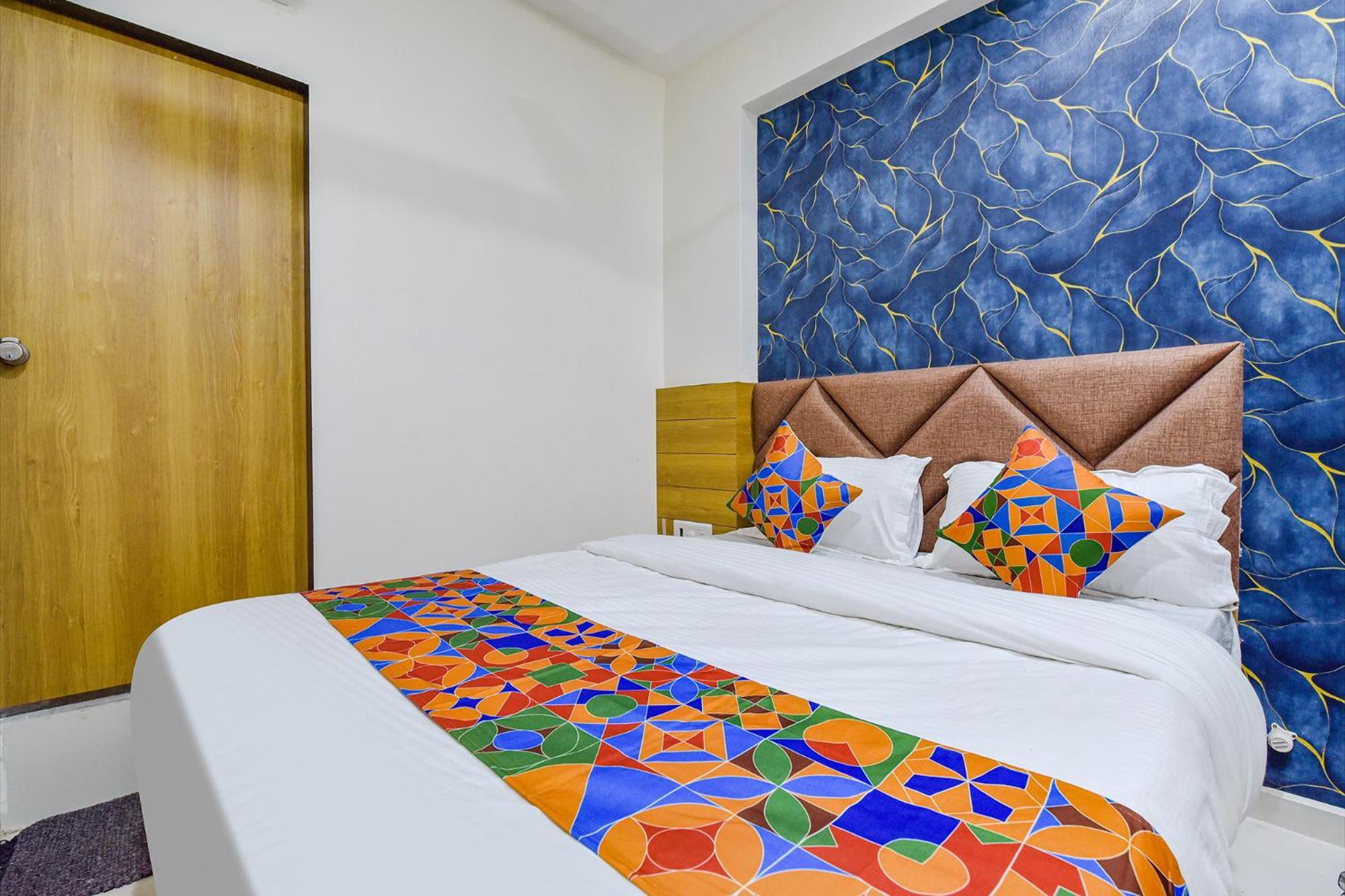 Hotel Green Tree Ahmadabad Zewnętrze zdjęcie