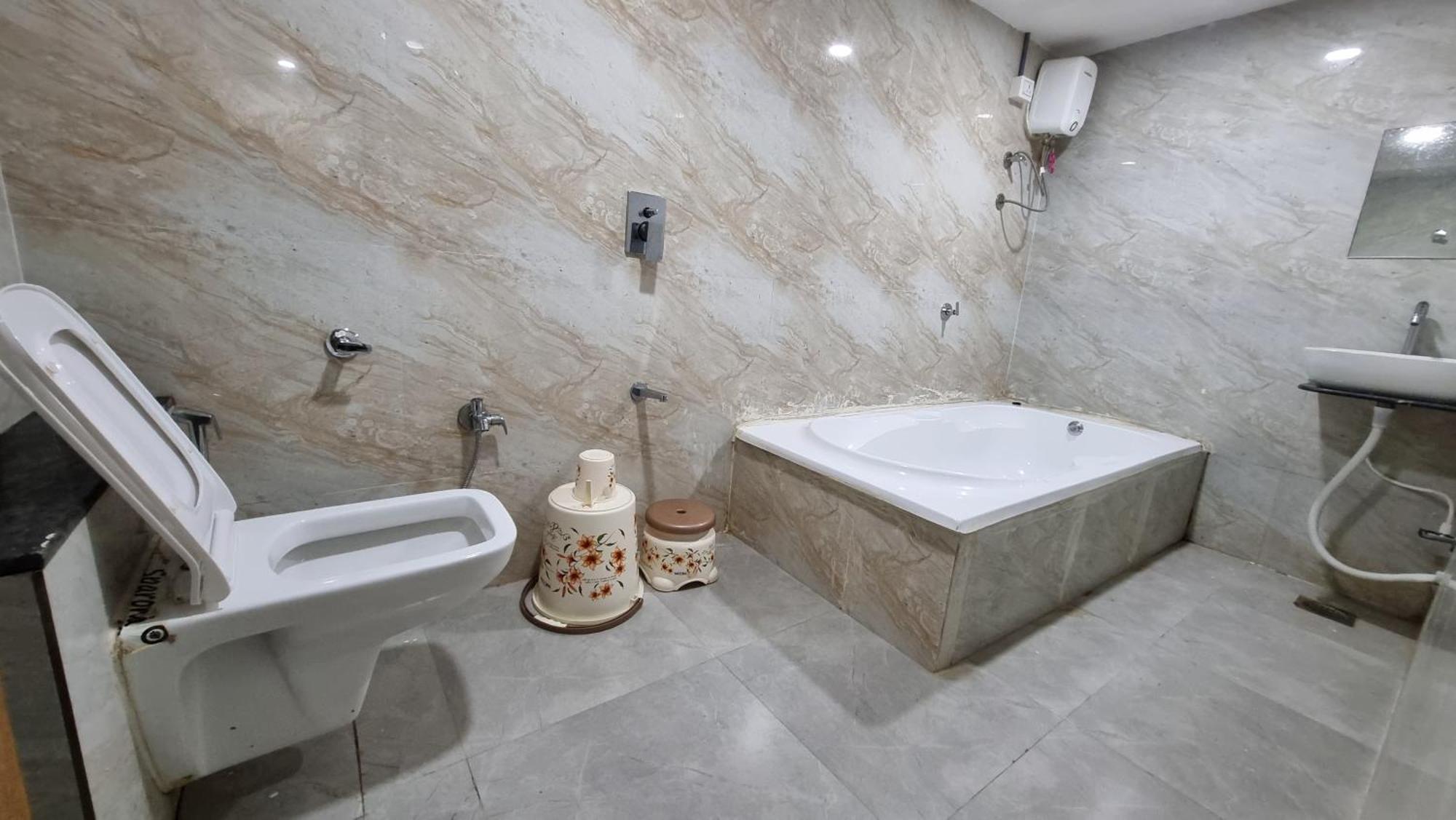 Hotel Green Tree Ahmadabad Zewnętrze zdjęcie