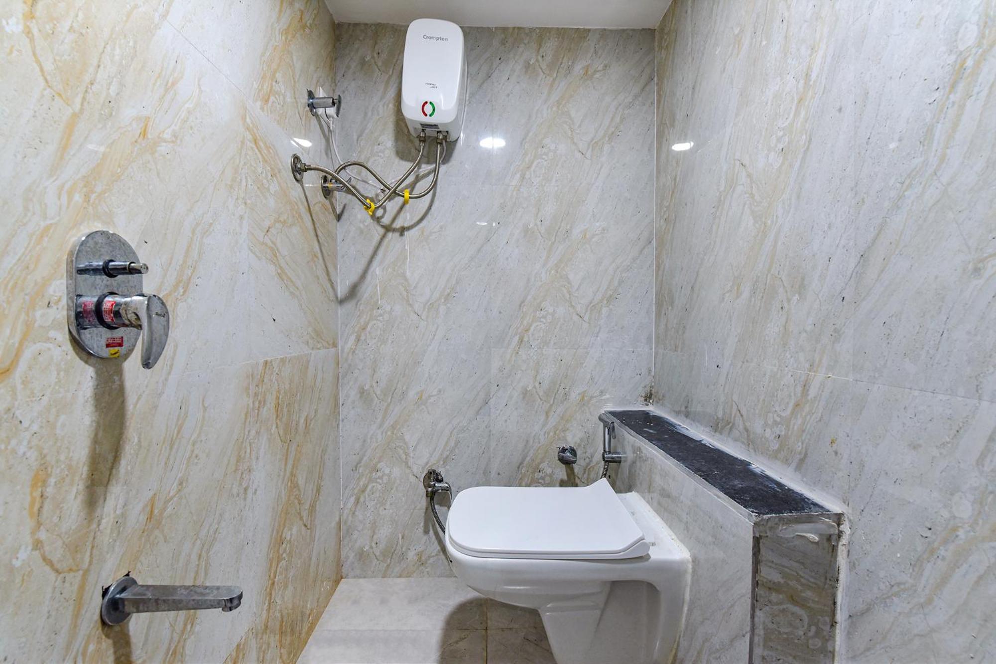 Hotel Green Tree Ahmadabad Zewnętrze zdjęcie