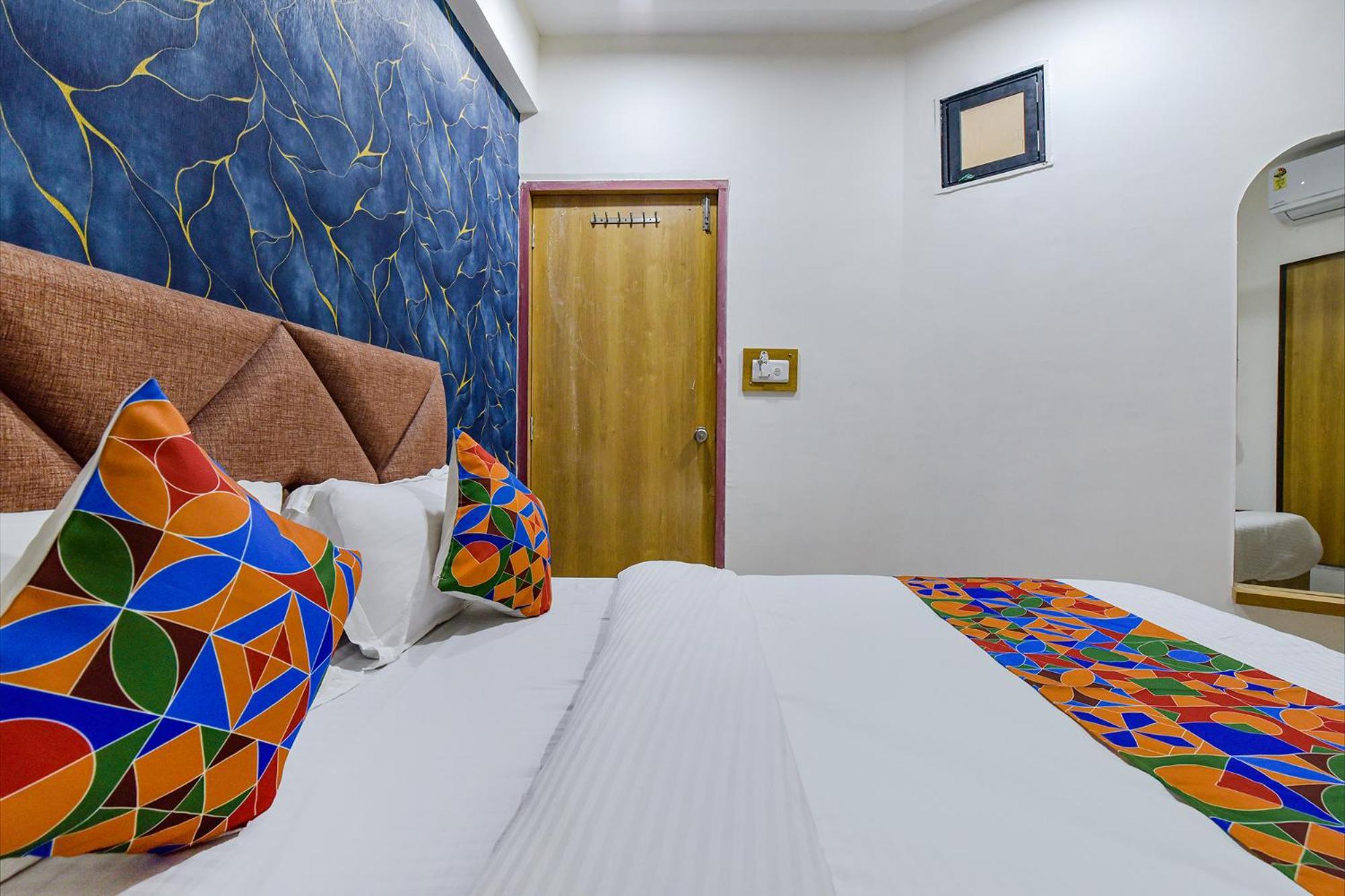 Hotel Green Tree Ahmadabad Zewnętrze zdjęcie